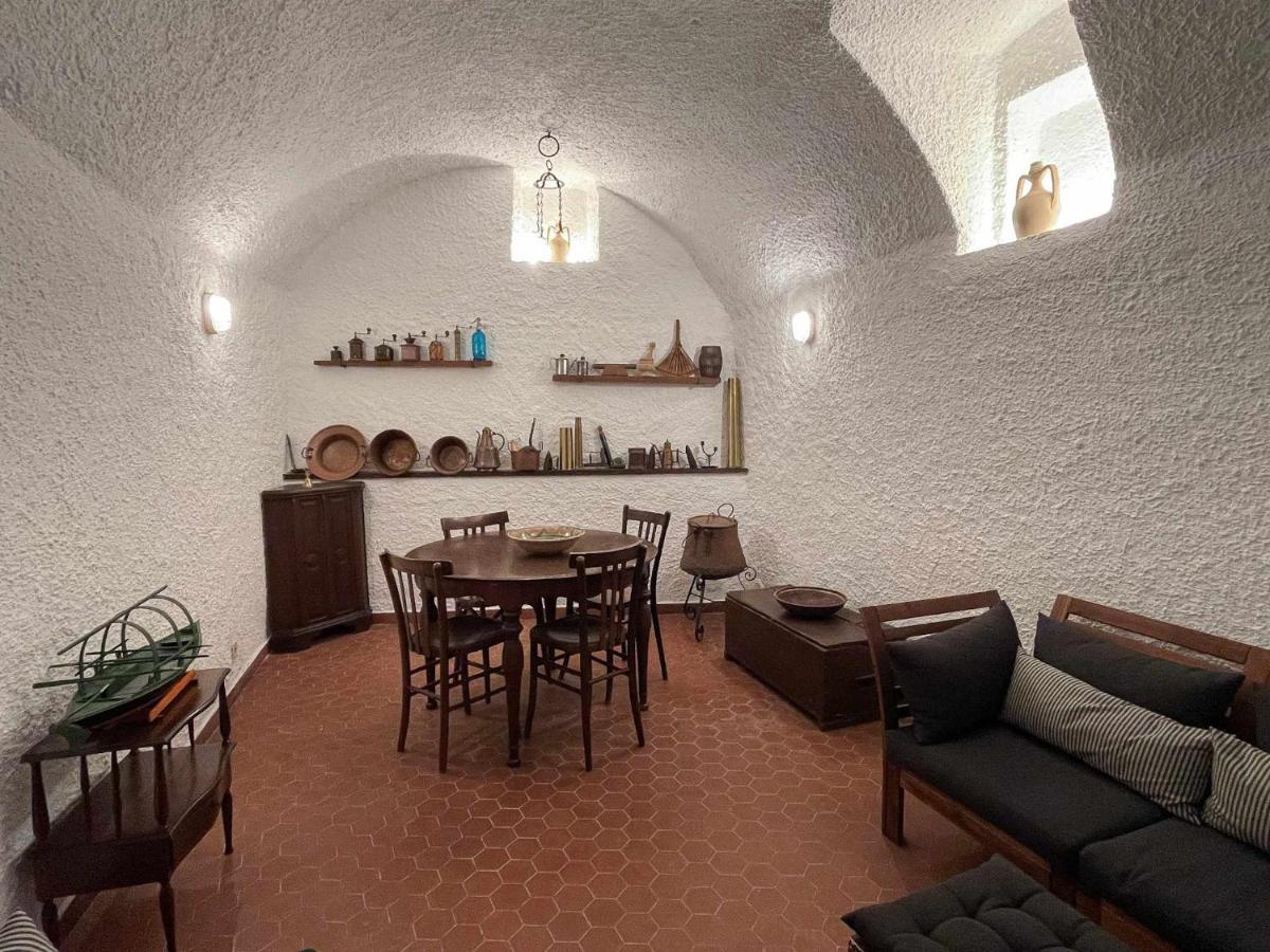 Il Convento Ancient Apartment With Private Garden เบลลาโจ ภายนอก รูปภาพ