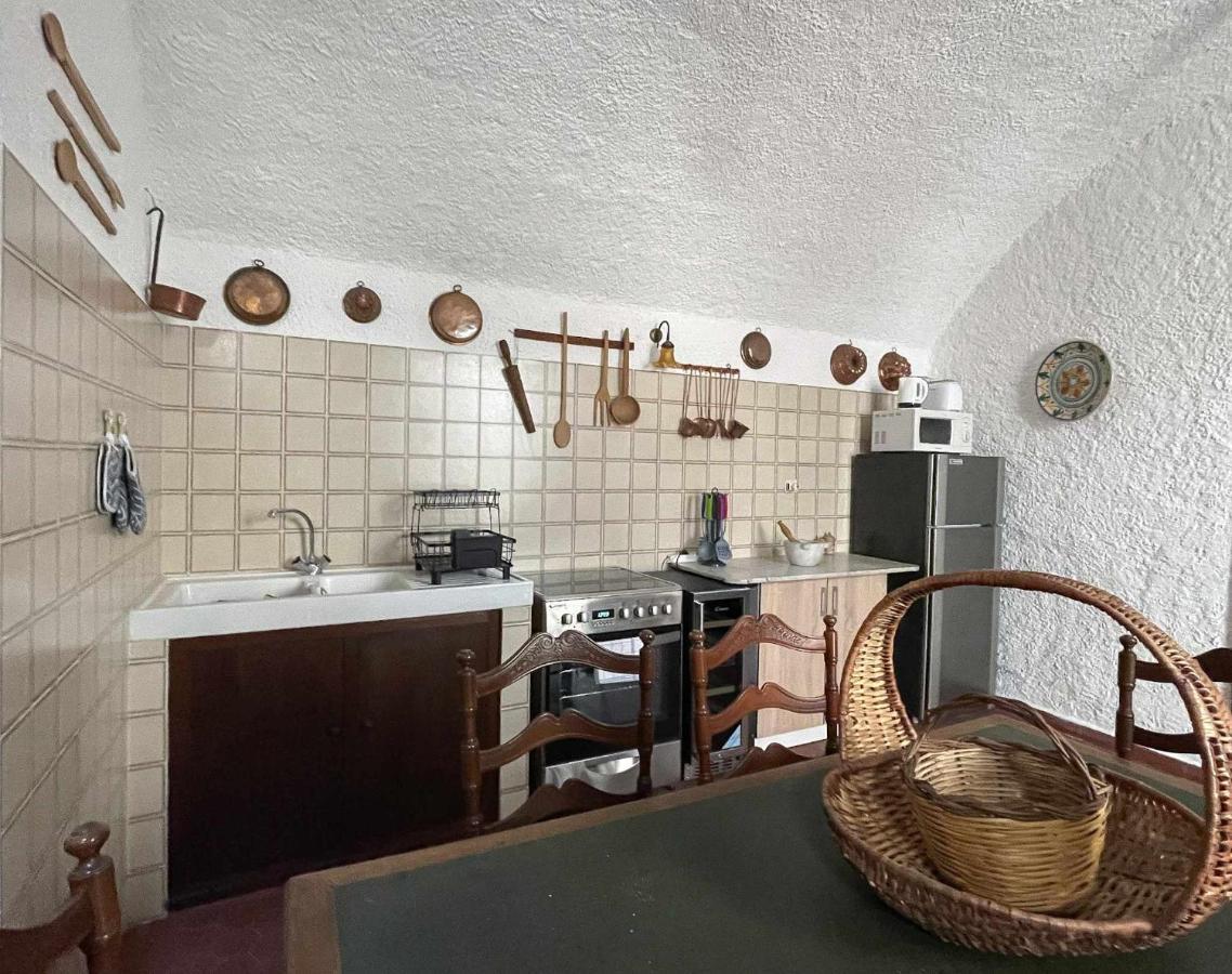 Il Convento Ancient Apartment With Private Garden เบลลาโจ ภายนอก รูปภาพ